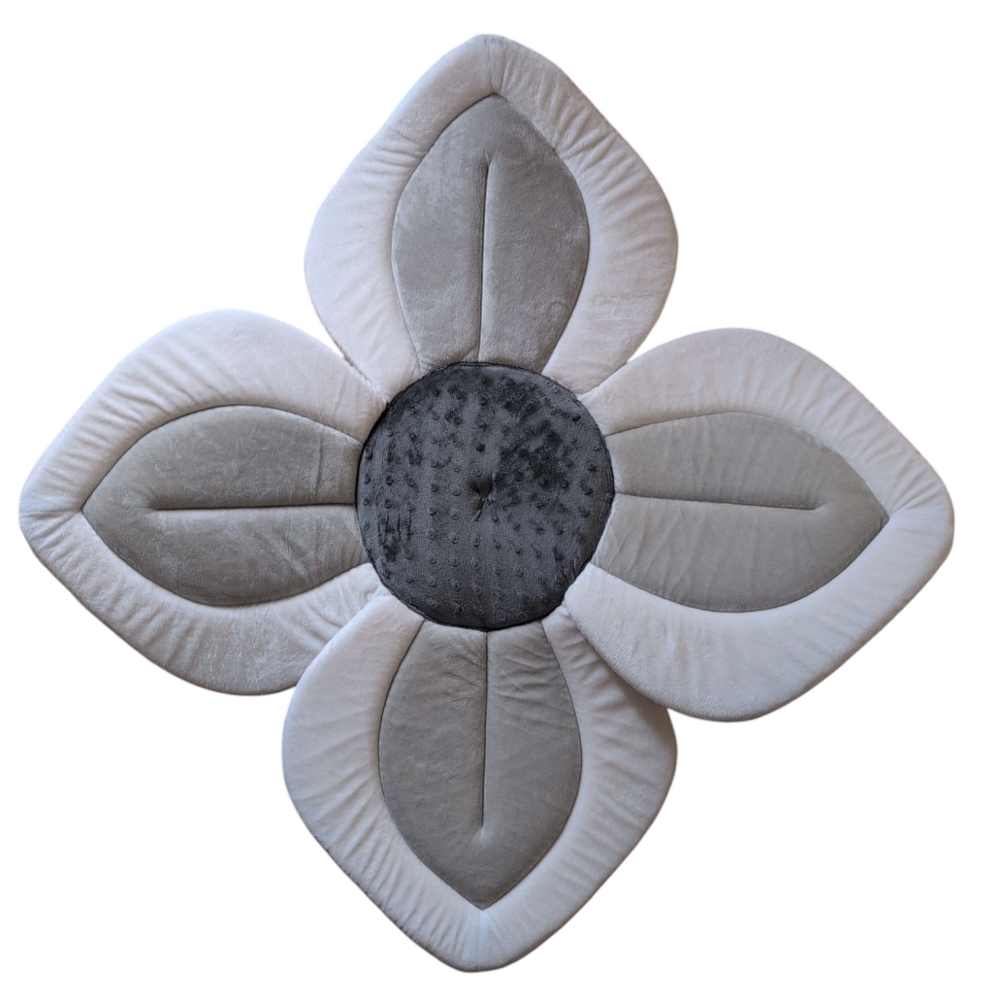 Blooming Baby Bath Lotus Flower Bathtub Insert Infant Pad Sink Gray White Treads